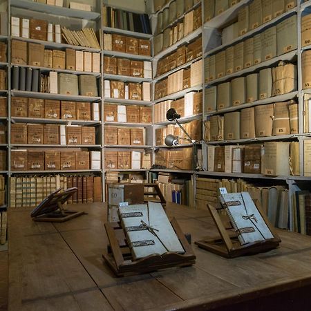 Отель Al Palazzo Del Marchese Di Camugliano Residenza D'Epoca Флоренция Экстерьер фото